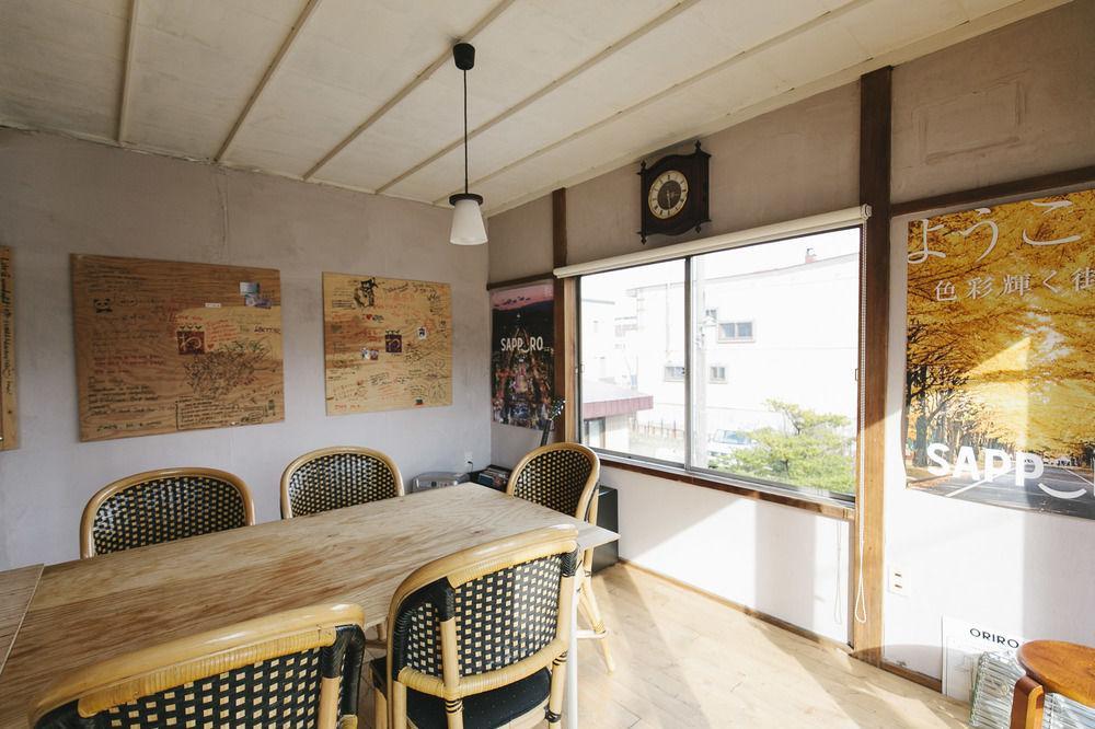 Guest House Waya Sapporo Exterior photo